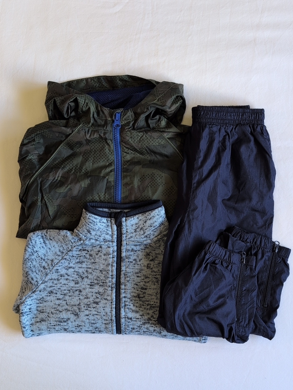 Size 3T Joe Fresh Boys Active Fall Jacket Layering Bundle - Windbreaker & Fleece